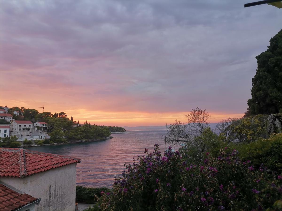 Sunset By The Sea Διαμέρισμα Splitska Εξωτερικό φωτογραφία